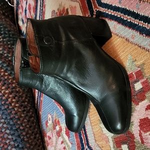 Black leather ankle booties, size 7.5
